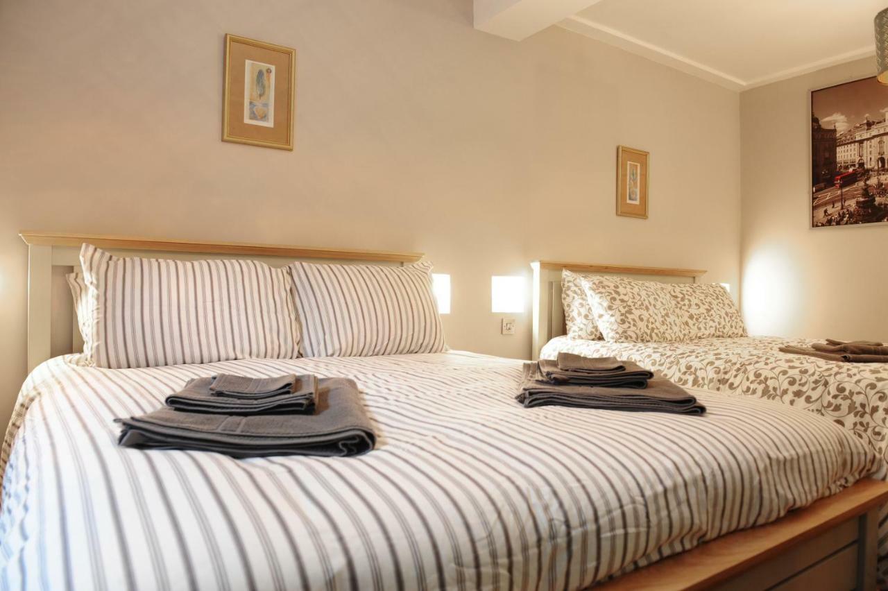 더블린 Talbot Coach House 빌라 외부 사진